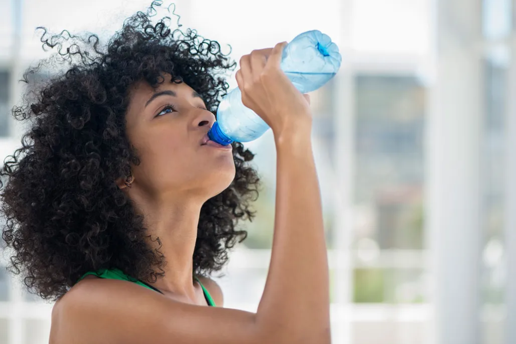 Top 5 Health Benefits of Drinking Purified Water Daily